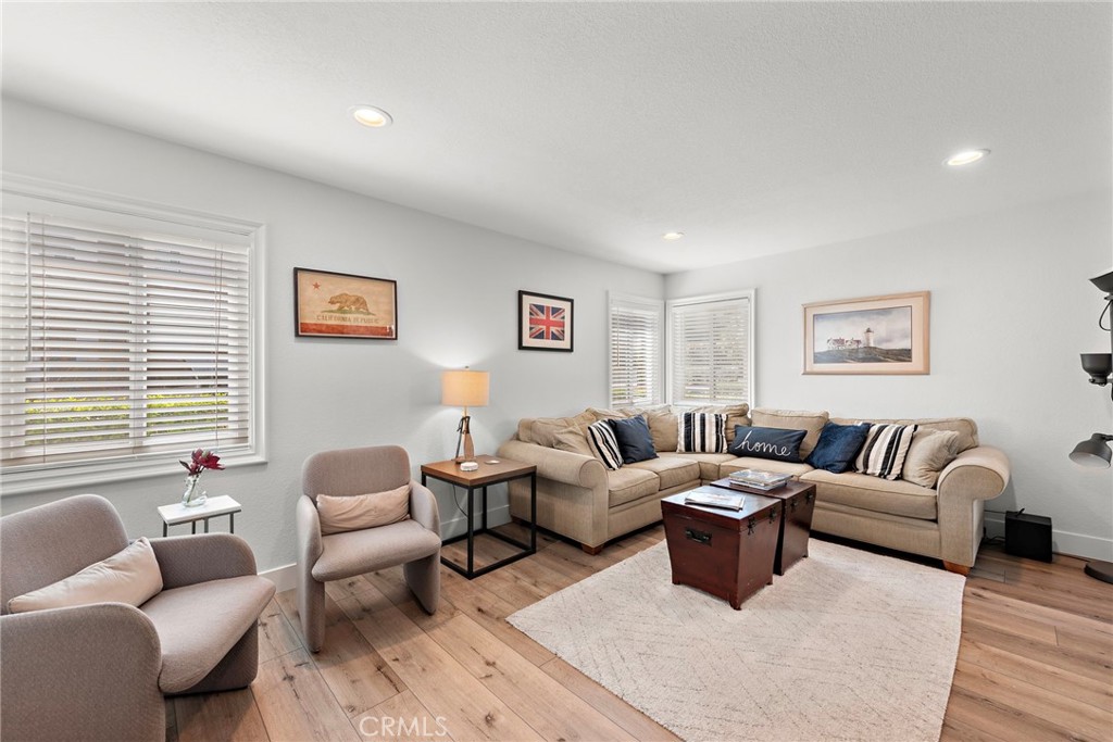 68 c Corniche Drive C