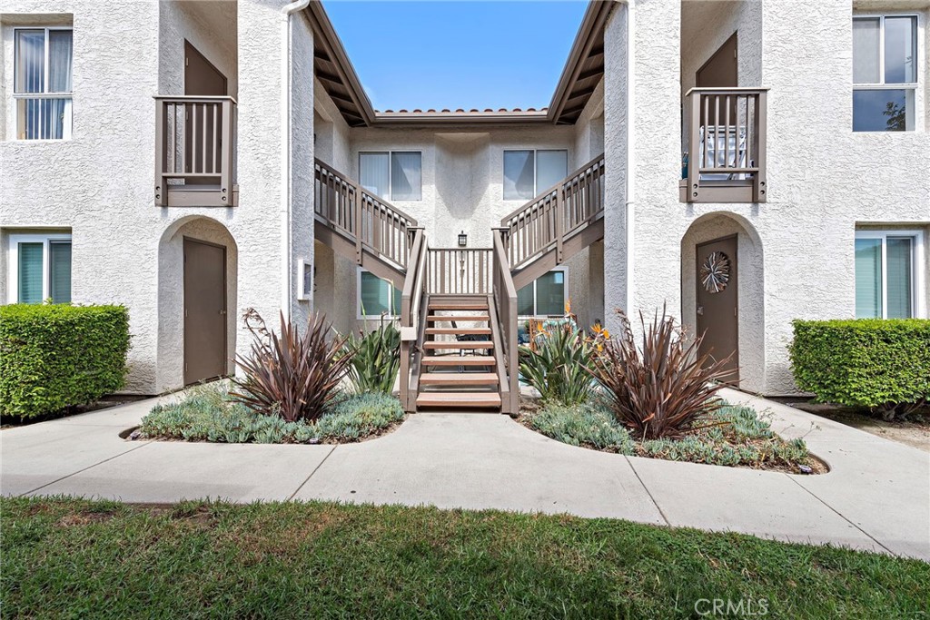 68 c Corniche Drive C