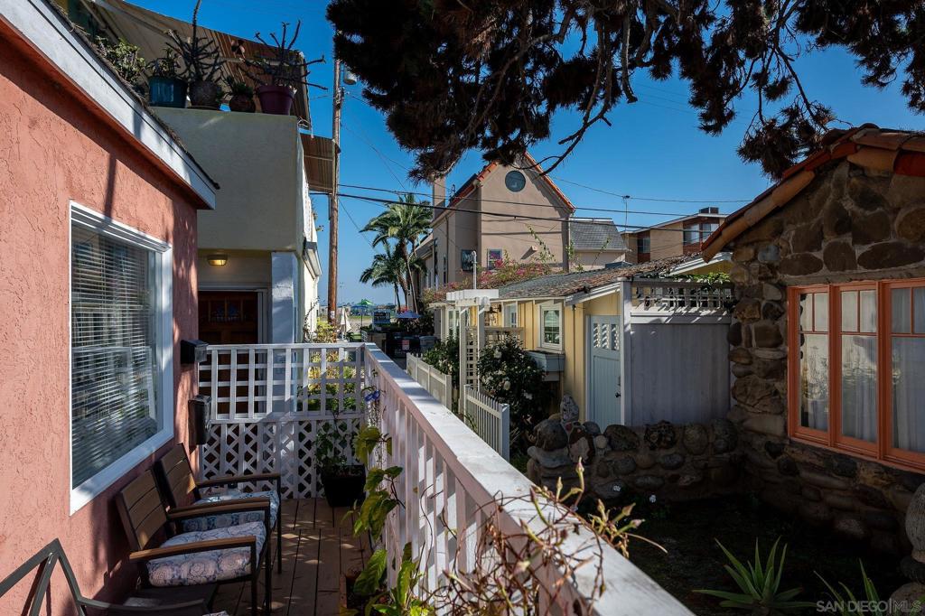 Mission Beach - Residential Income