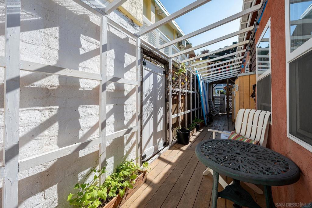 Mission Beach - Residential Income