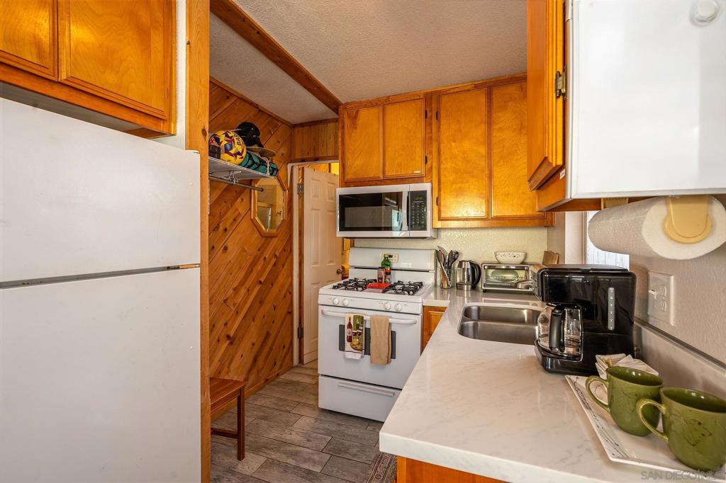 Mission Beach - Residential Income