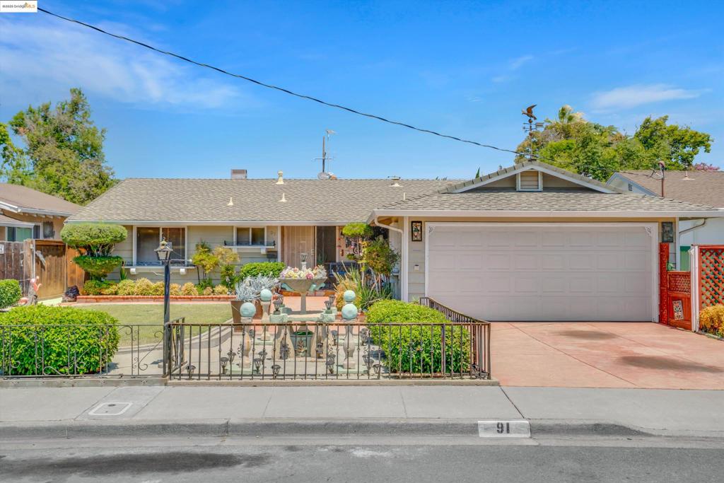 First time on the market since its original purchase in 1968! Bring your hammer and skills to this single story, 3 bedroom, 2 bath Lake Alhambra neighborhood home. With a little imagination and know how this home can be your dream come true!!