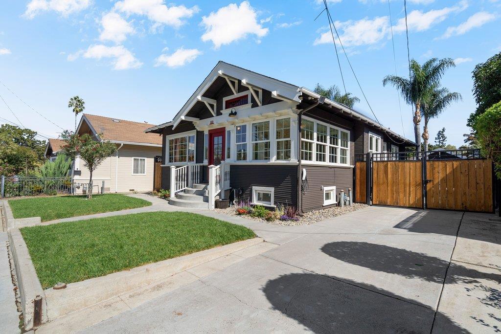 166 N 17th Street