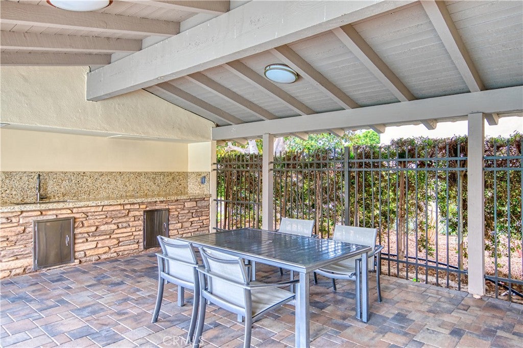 2315 Eastbluff, Newport Beach CA 92660 - Photo 25