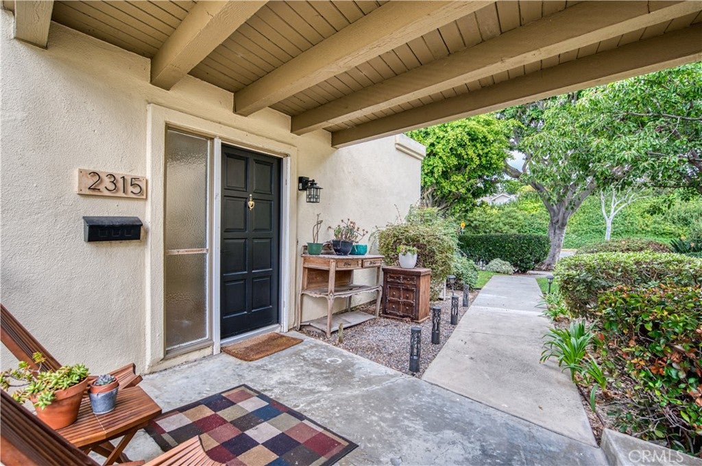2315 Eastbluff, Newport Beach CA 92660 - Photo 3