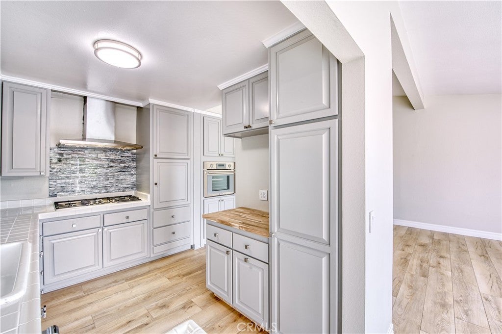 2315 Eastbluff, Newport Beach CA 92660 - Photo 13