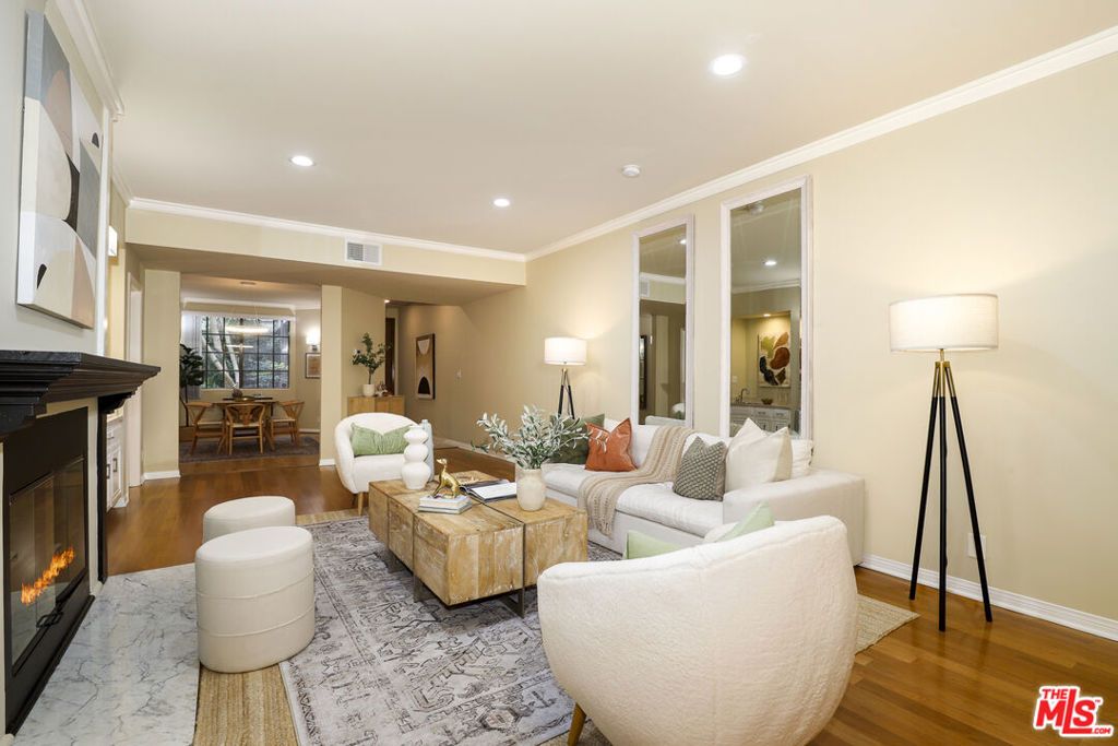 Photo of 11939 Gorham Avenue #103, Los Angeles, CA 90049 (MLS # 25557393)