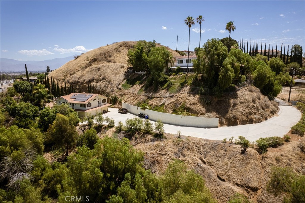1815 Hilltop