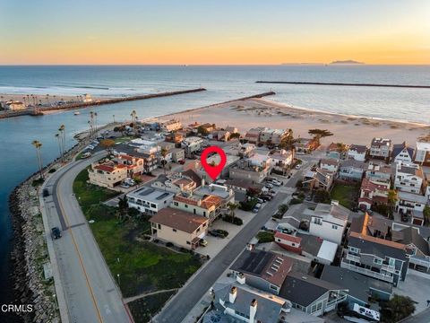 Photo of 124 San Clemente Avenue, Oxnard, CA 93035 (MLS # V1-34843)