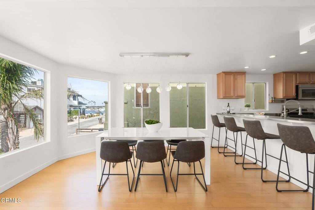 Oxnard, California, 93035, United States, 3 Bedrooms Bedrooms, ,3 BathroomsBathrooms,Residential,Active,2025180