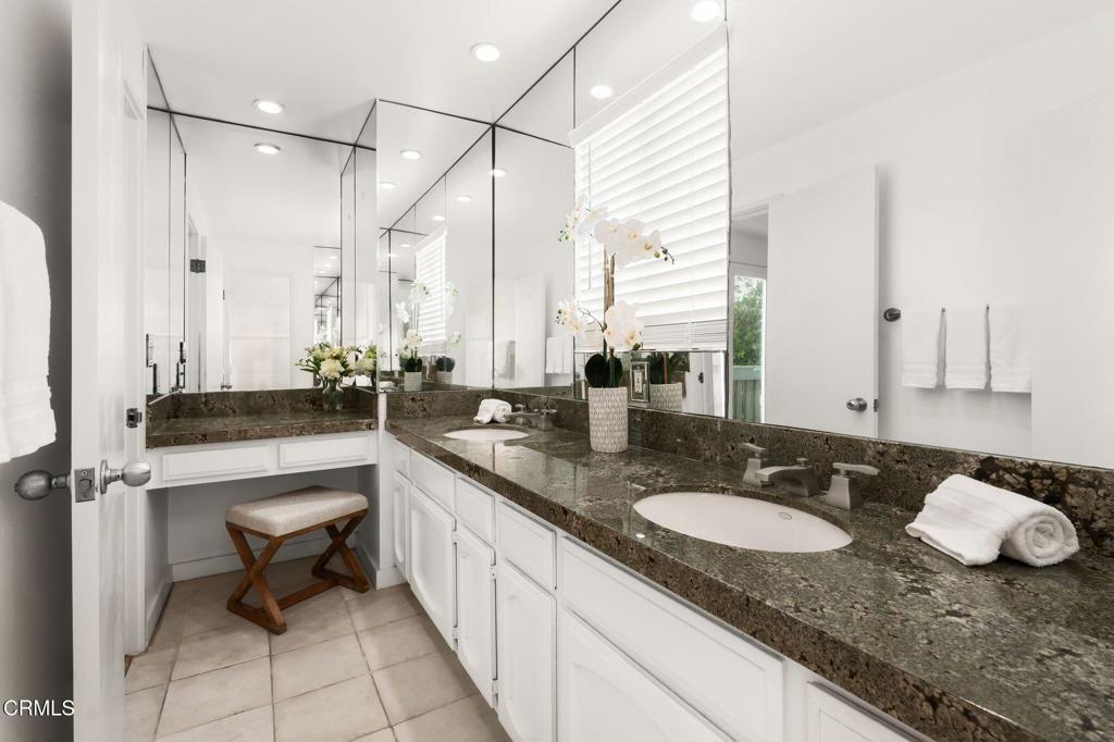 Oxnard, California, 93035, United States, 3 Bedrooms Bedrooms, ,3 BathroomsBathrooms,Residential,Active,2025180