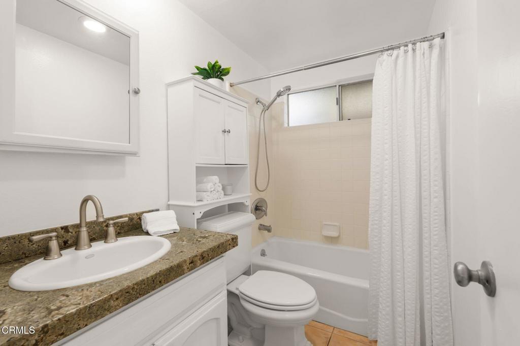 Oxnard, California, 93035, United States, 3 Bedrooms Bedrooms, ,3 BathroomsBathrooms,Residential,Active,2025180