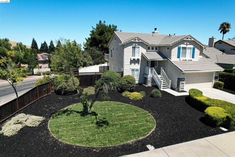 Photo of 1000 Sandstone Ct, Antioch, CA 94531 (MLS # 41141920)