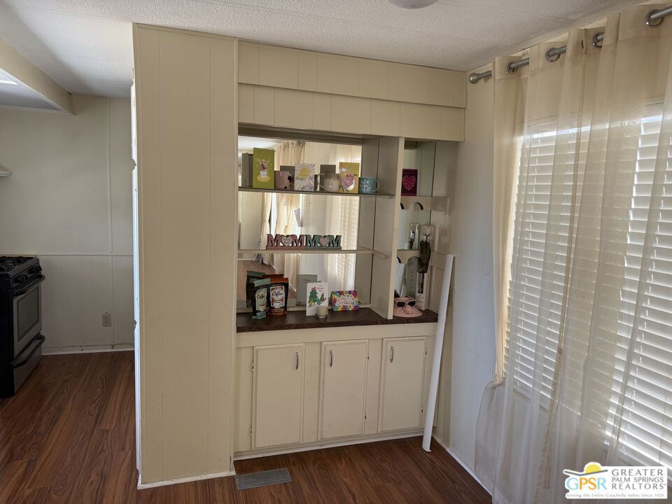 15500 Bubbling Wells Road 198