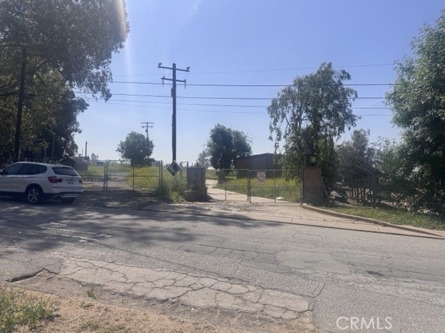 425 Arrowhead Road