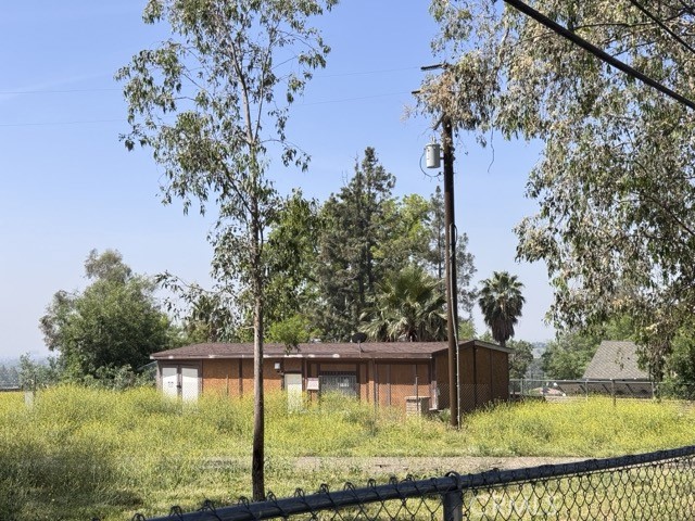 425 Arrowhead Road