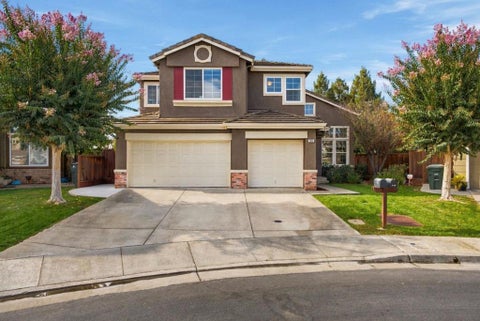 Photo of 1162 Apache Court, Gilroy, CA 95020 (MLS # ML82065261)