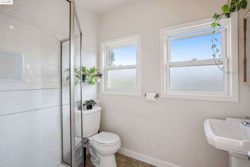 MISSION DISTRICT - Residential