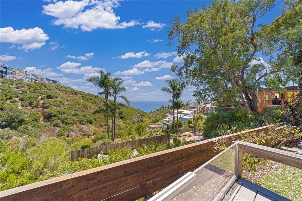 1046 Oro, Laguna Beach CA 92651 - Photo 37