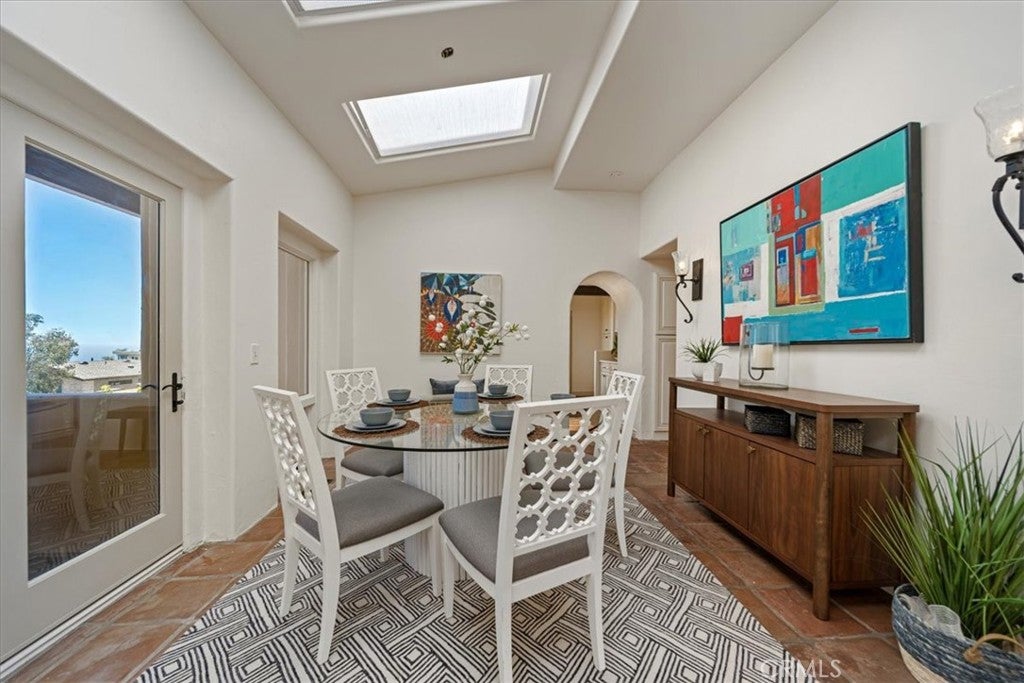 1046 Oro, Laguna Beach CA 92651 - Photo 17