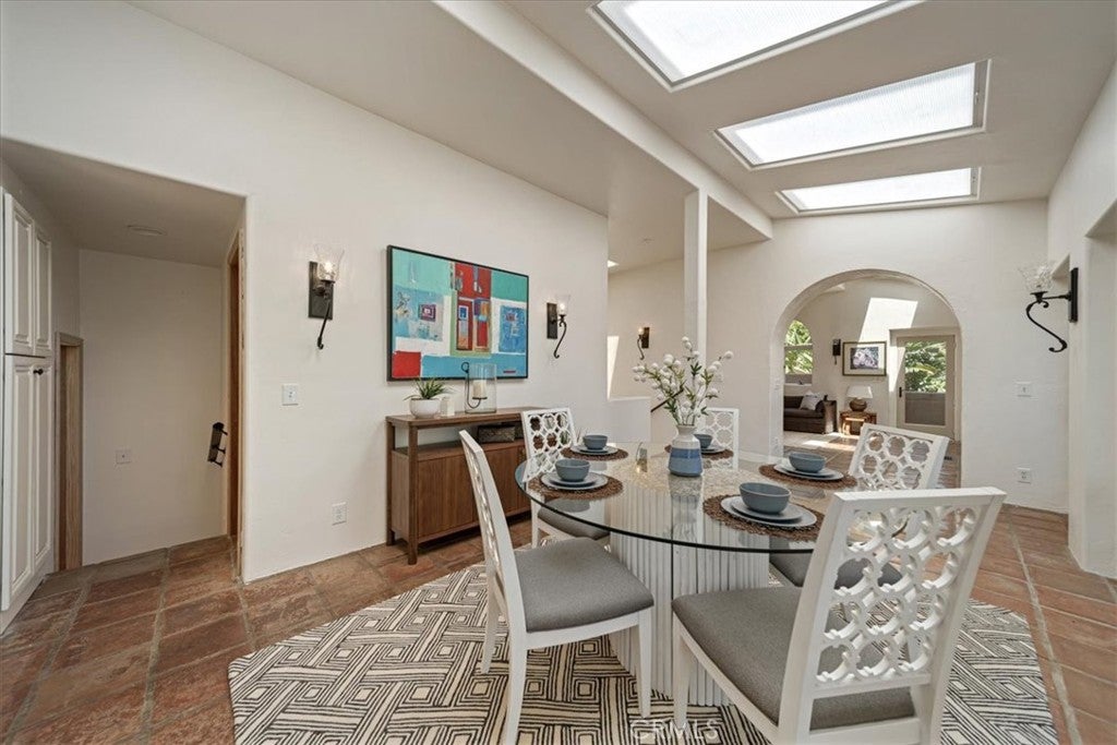1046 Oro, Laguna Beach CA 92651 - Photo 18
