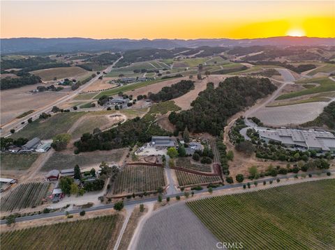 2925 Anderson Road Paso Robles CA 93446