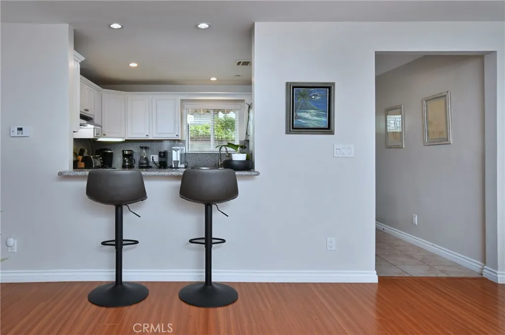 Culver City, California 90232, United States, 5 Bedrooms Bedrooms, ,5 BathroomsBathrooms,Residential,Active,243169