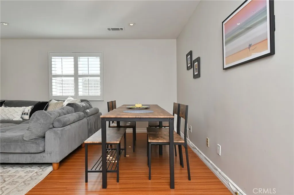 Culver City, California 90232, United States, 5 Bedrooms Bedrooms, ,5 BathroomsBathrooms,Residential,Active,243169