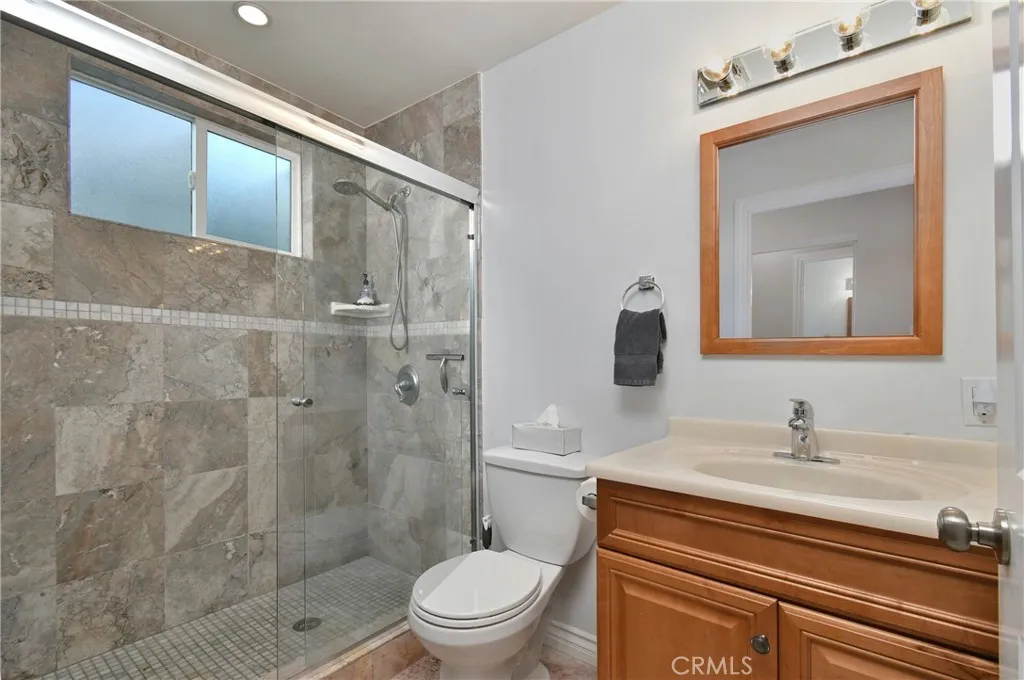 Culver City, California 90232, United States, 5 Bedrooms Bedrooms, ,5 BathroomsBathrooms,Residential,Active,243169