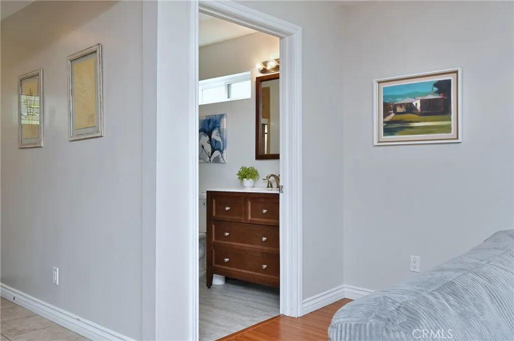 Culver City, California 90232, United States, 5 Bedrooms Bedrooms, ,5 BathroomsBathrooms,Residential,Active,243169