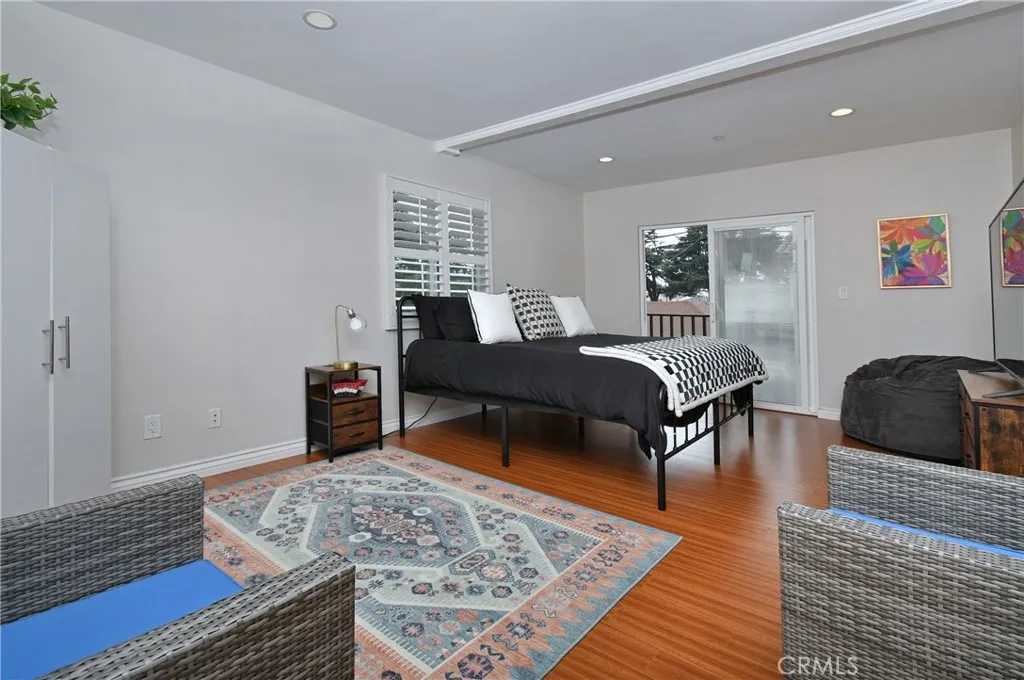 Culver City, California 90232, United States, 5 Bedrooms Bedrooms, ,5 BathroomsBathrooms,Residential,Active,243169