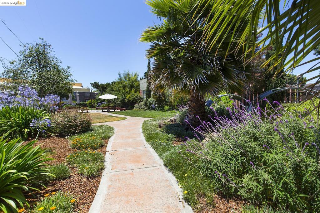 FRUITVALE - Residential