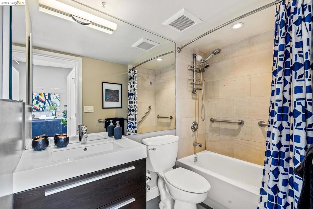 FRUITVALE - Residential