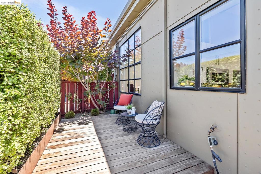 FRUITVALE - Residential