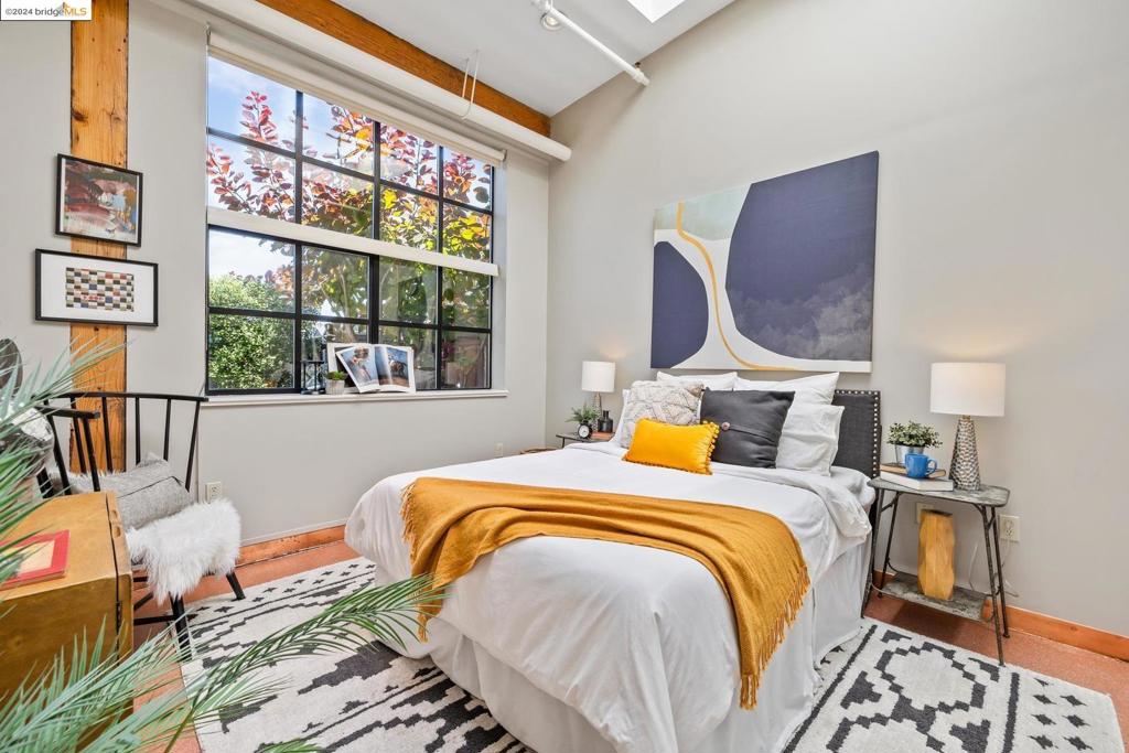 FRUITVALE - Residential