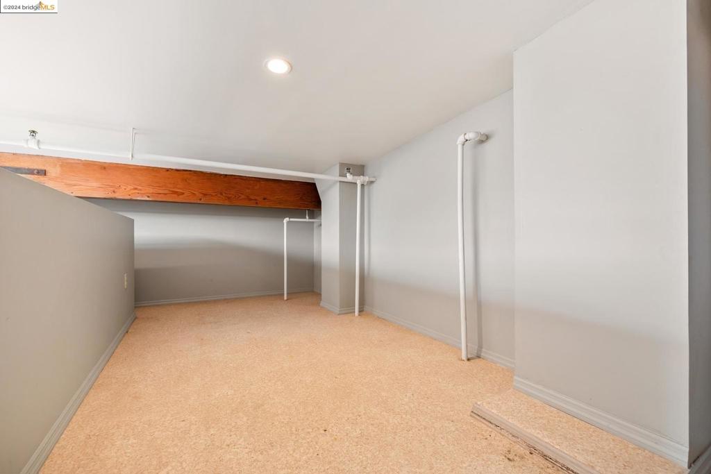 FRUITVALE - Residential