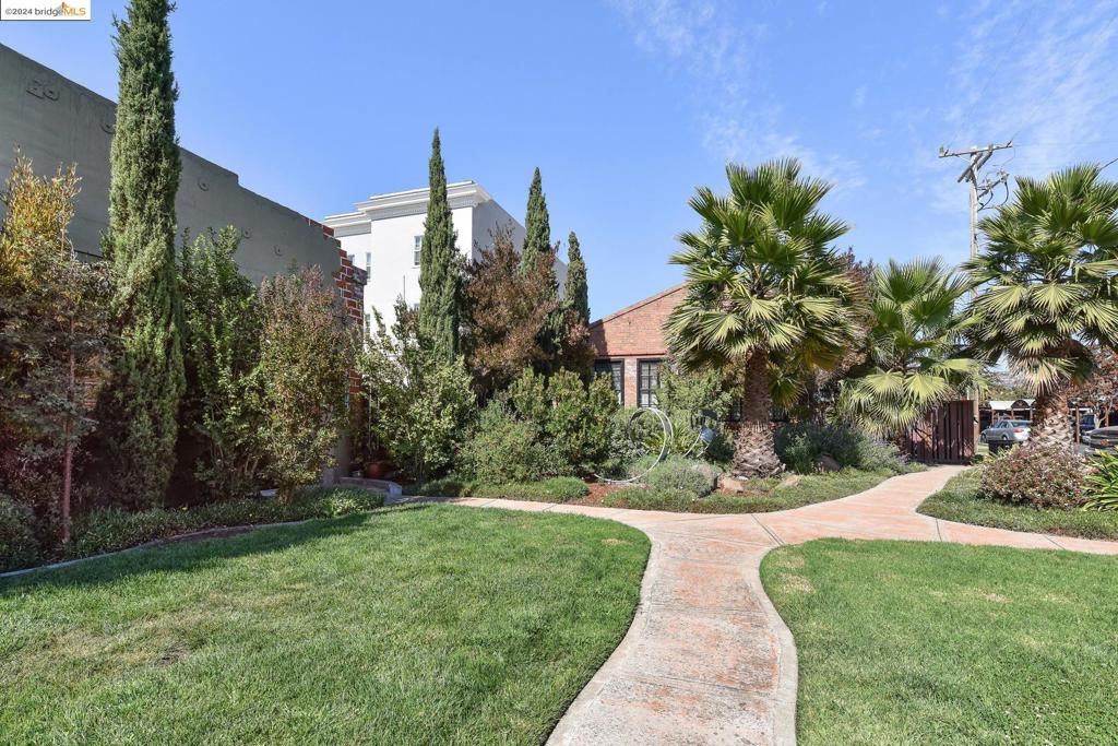 FRUITVALE - Residential