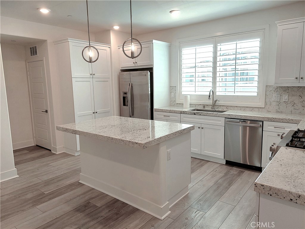 Loma Vista - Residential Lease