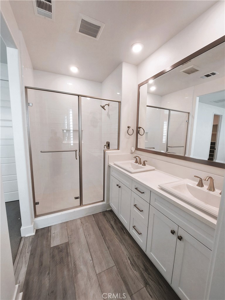 Loma Vista - Residential Lease