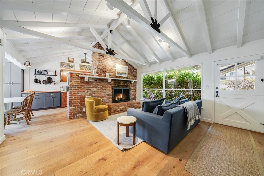 Palisades (PS) - Residential Lease