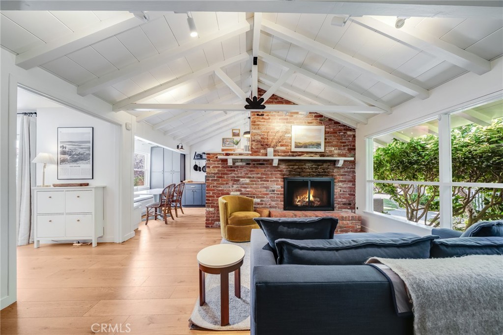 Palisades (PS) - Residential Lease