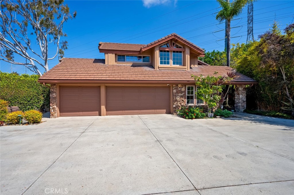 27681 Paseo Esteban