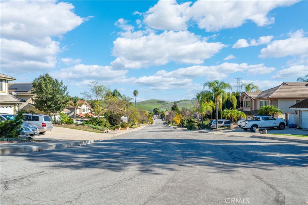 24301 Sunnycrest Court