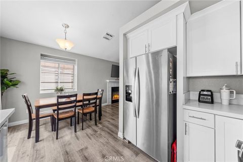 Tiny photo for 39875 Knollridge Dr, Temecula, CA 92591 (MLS # OC26085774)