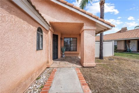 Tiny photo for 39875 Knollridge Dr, Temecula, CA 92591 (MLS # OC26085774)