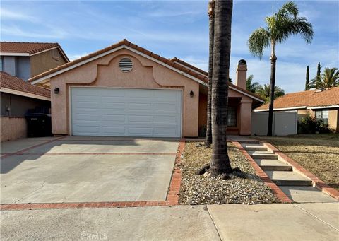 Photo of 39875 Knollridge Dr, Temecula, CA 92591 (MLS # OC26085774)