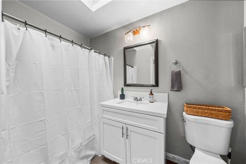 Tiny photo for 39875 Knollridge Dr, Temecula, CA 92591 (MLS # OC26085774)