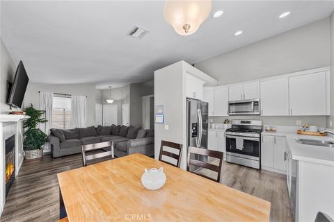 Tiny photo for 39875 Knollridge Dr, Temecula, CA 92591 (MLS # OC26085774)