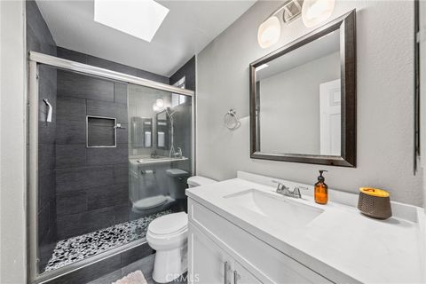 Tiny photo for 39875 Knollridge Dr, Temecula, CA 92591 (MLS # OC26085774)