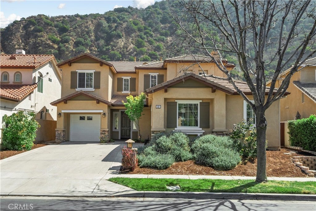 22 River Rock Court